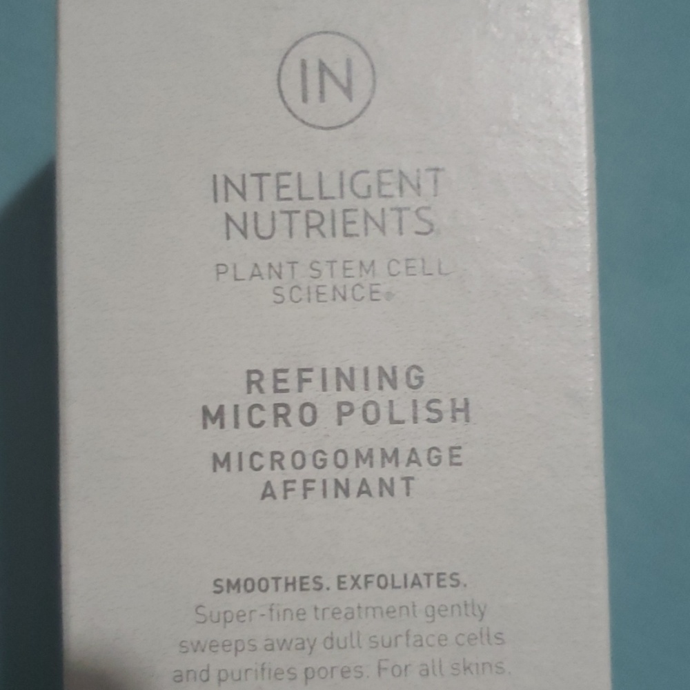 Exfoliating face wash